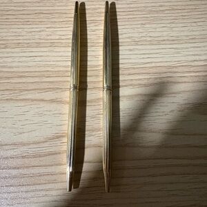 Vintage Gold Tone Metal Ballpoint Pens Lot of 2 No Ink Unbranded